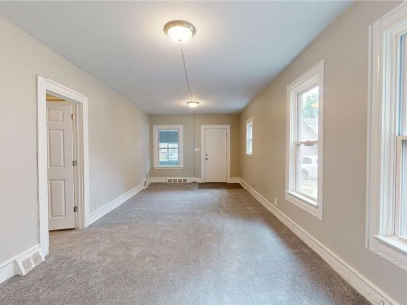 3201 Saratoga Avenue, Cleveland, OH 44109 Photo 5