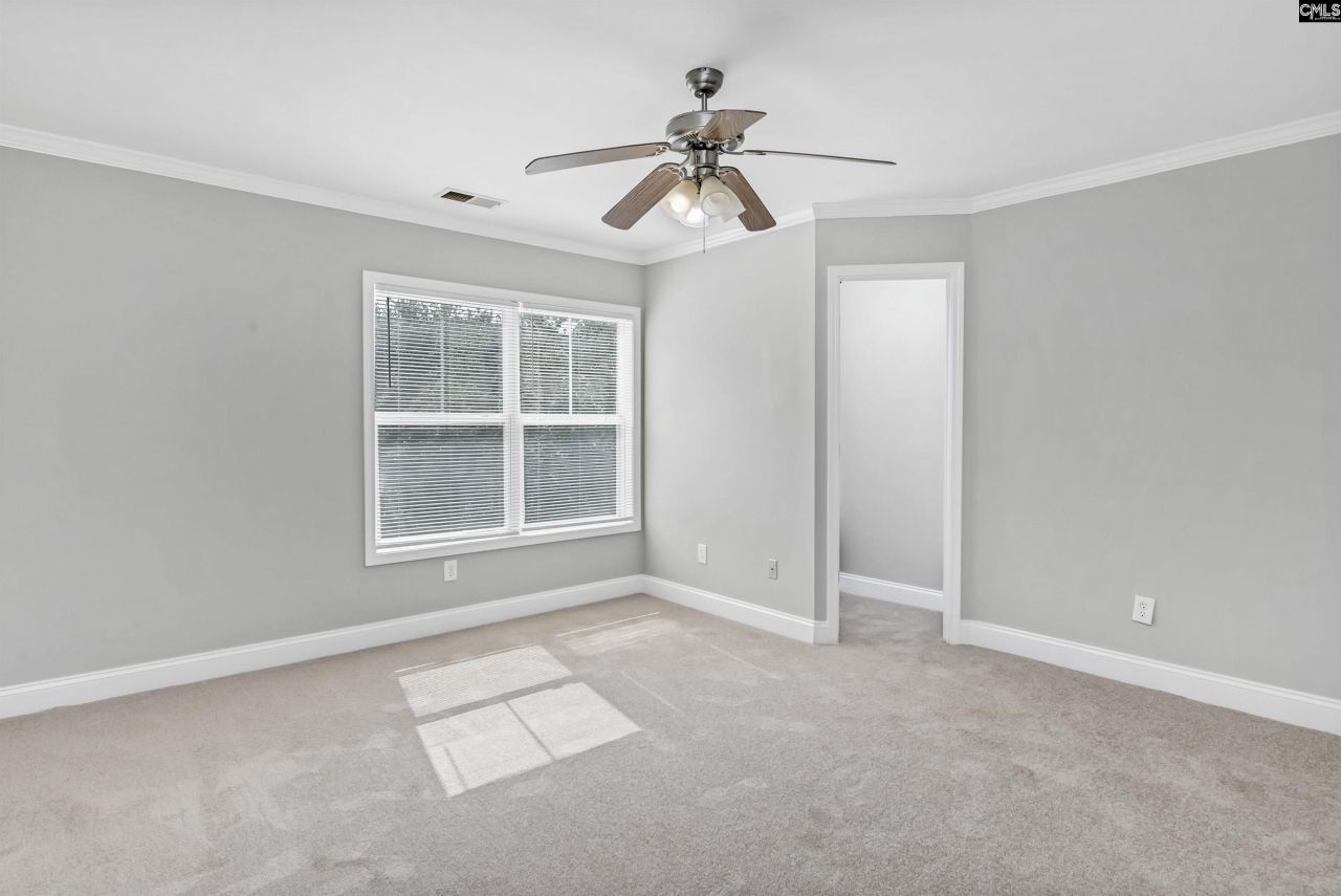 231 Forest Green Drive  Photo 14