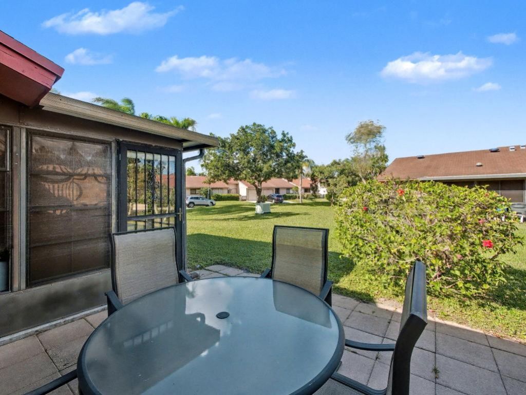 20 Walcott Drive, Boynton Beach, FL 33426 Photo