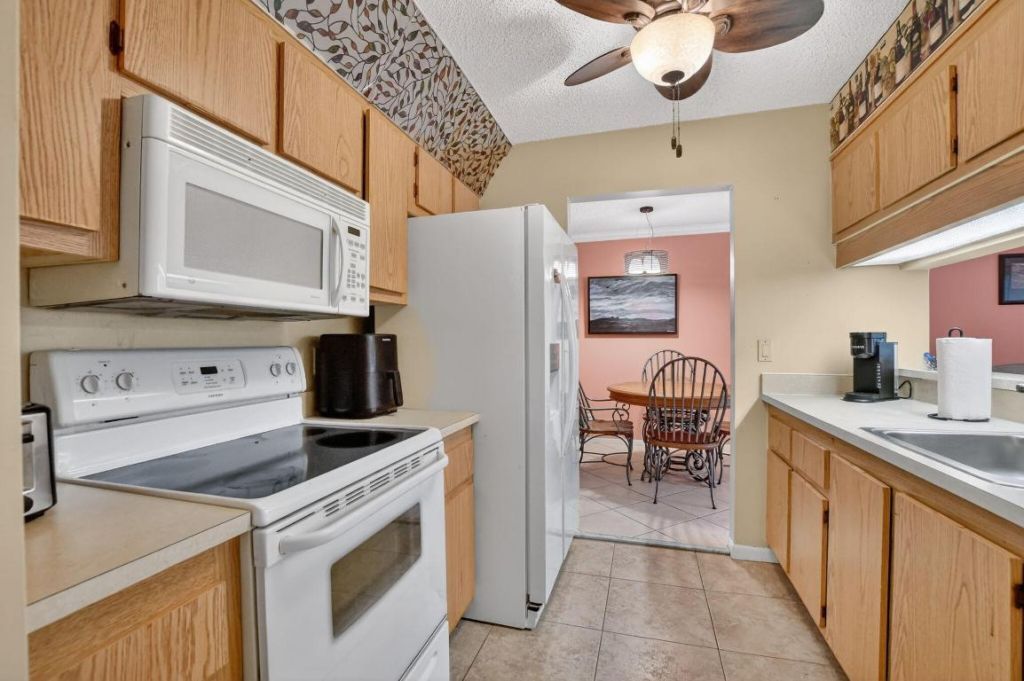 13791 Oneida Drive, Unit C2, Delray Beach, FL 33446 Photo