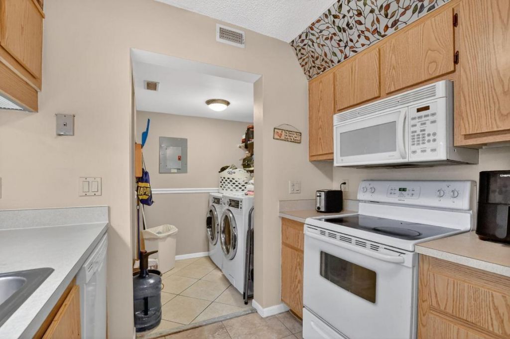 13791 Oneida Drive, Unit C2, Delray Beach, FL 33446 Photo