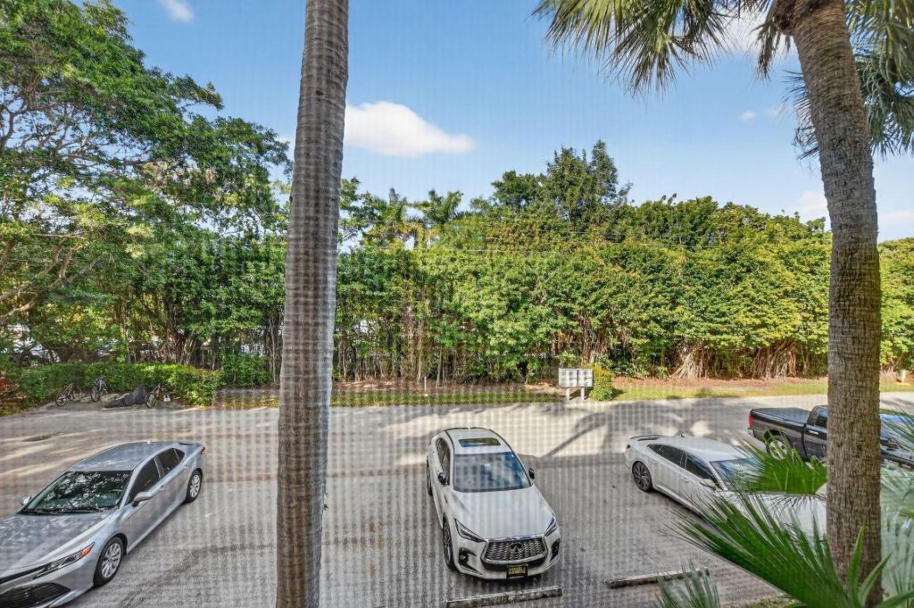 13791 Oneida Drive, Unit C2, Delray Beach, FL 33446 Photo