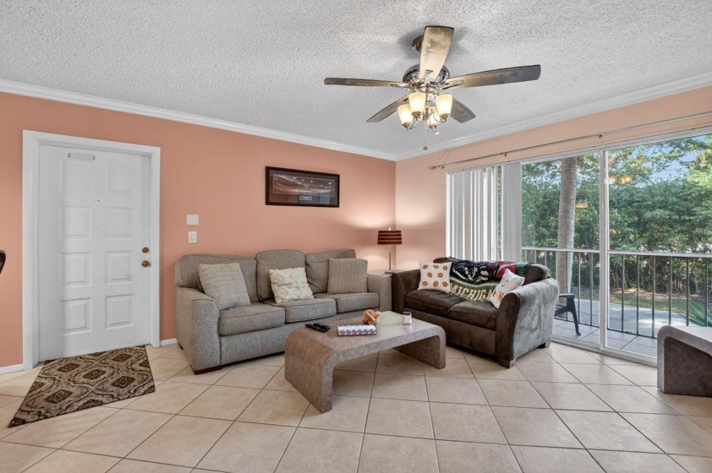 13791 Oneida Drive, Unit C2, Delray Beach, FL 33446 Photo