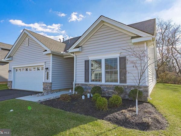 3855 VICTORS WAY, EASTON, PA 18045