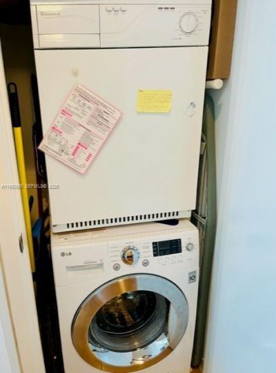 6799 Collins Ave , Unit 412, Miami Beach, FL 33141 Photo