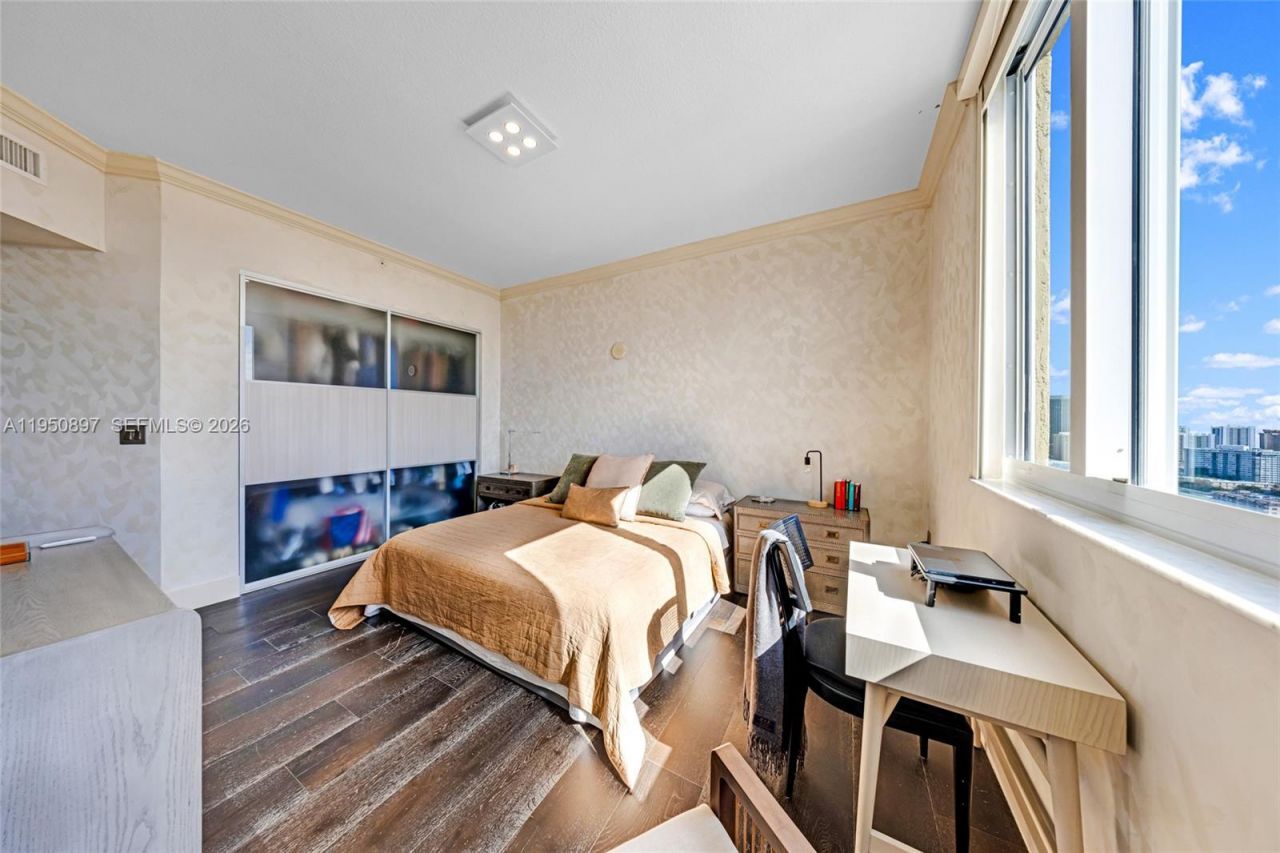 1745 E Hallandale Beach Blvd, Unit 2407W, Hallandale Beach, FL 33009 Photo