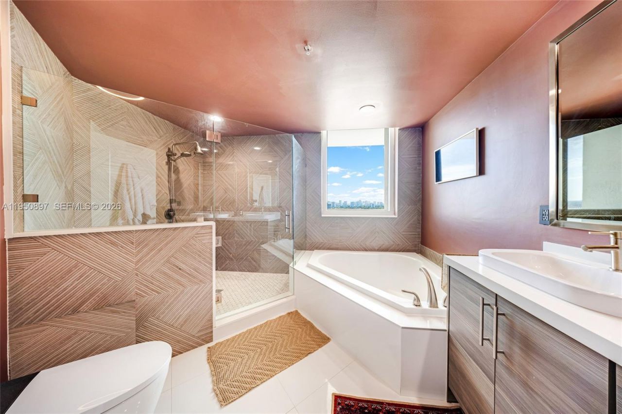 1745 E Hallandale Beach Blvd , Unit 2407W, Hallandale Beach, FL 33009 Photo