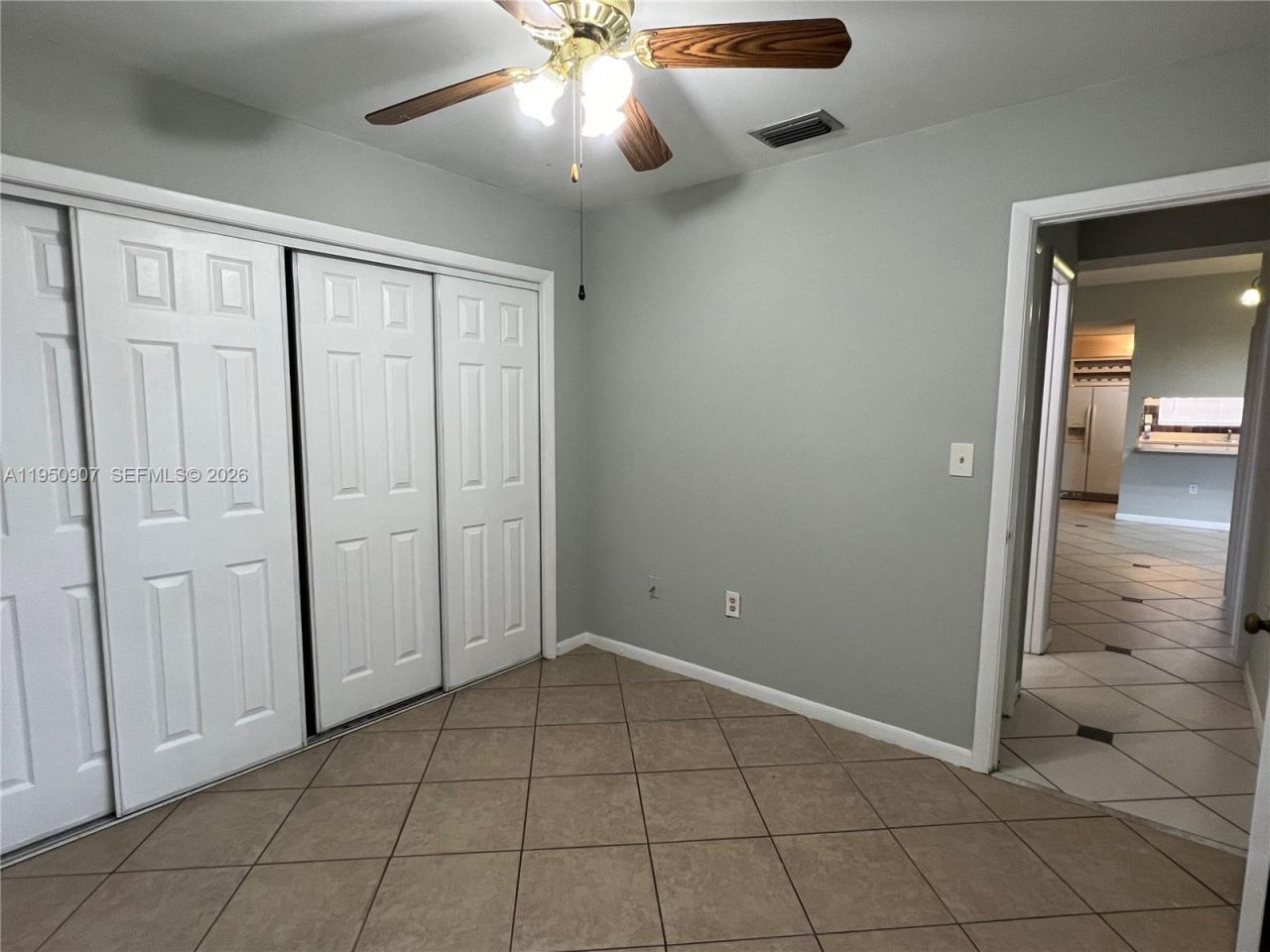 809 NE 214th Ln, Unit 2, Miami, FL 33179 Photo