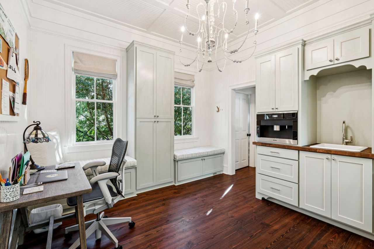 87 Secession Street Photo 36