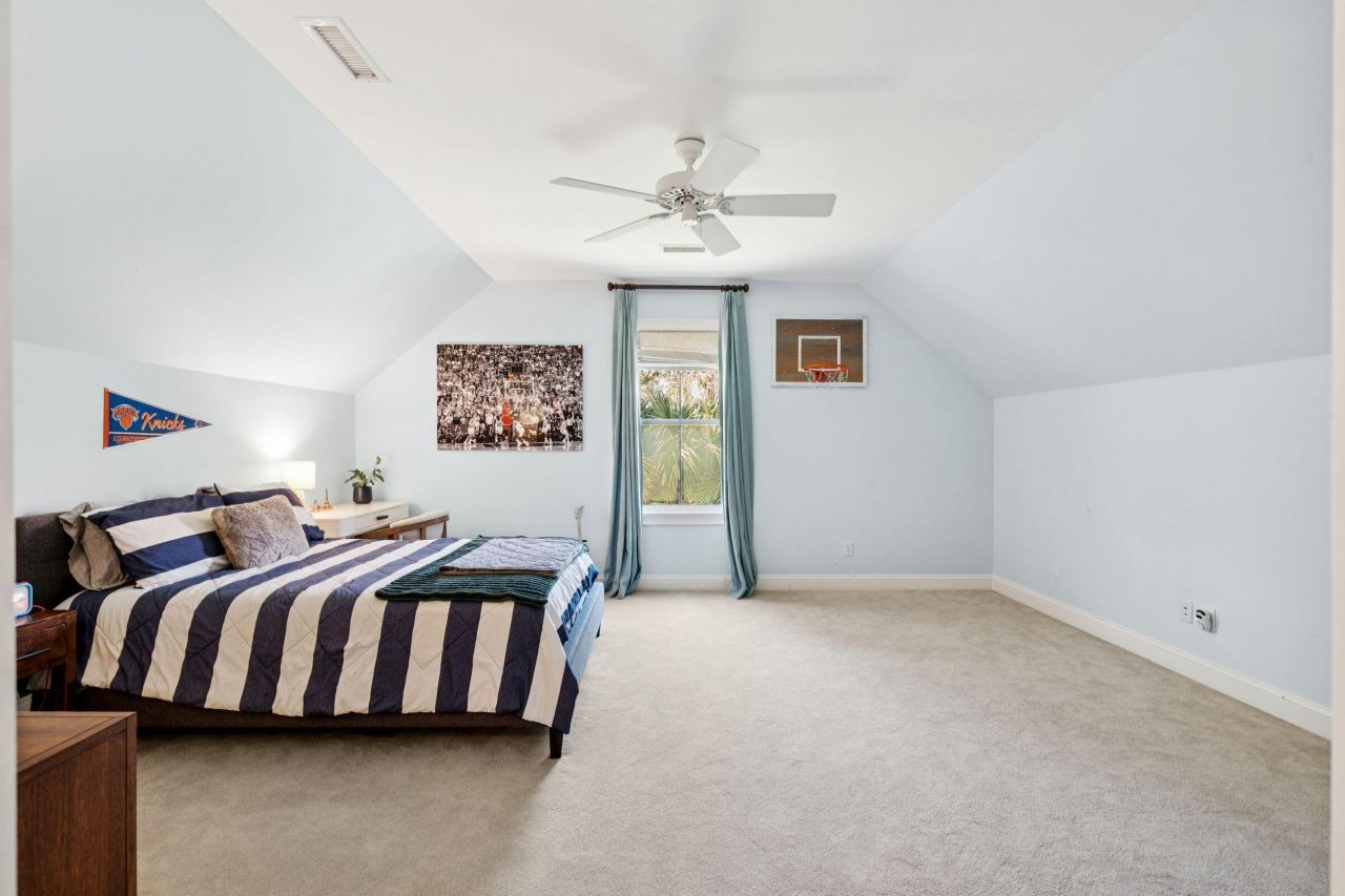 87 Secession Street Photo 38