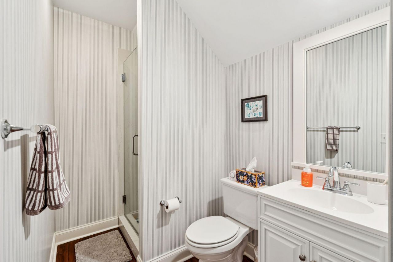 87 Secession Street Photo 40