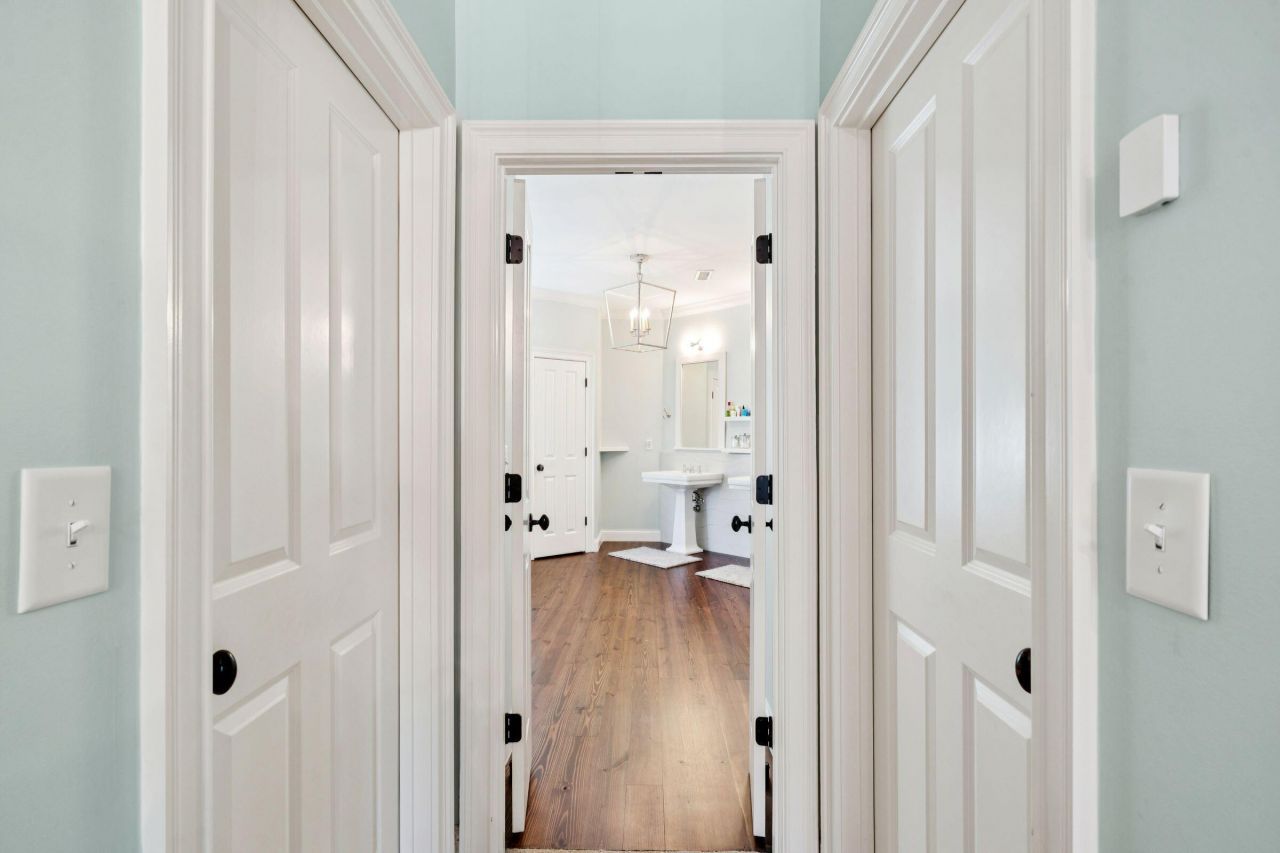 87 Secession Street Photo 45