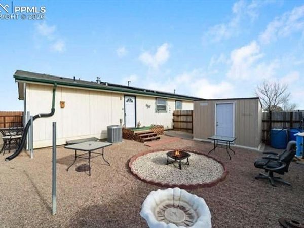 2311 Canyon River Court, Pueblo, CO 81003