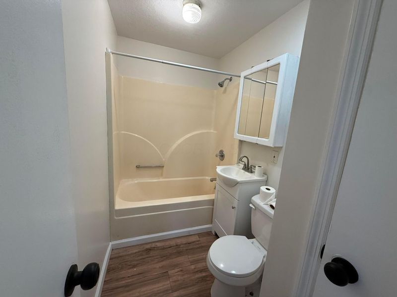 108 N High Street, Leesburg, OH 45135 Photo 5