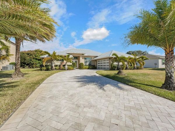 1265 SW Milan Lane, Port St. Lucie, FL 34953