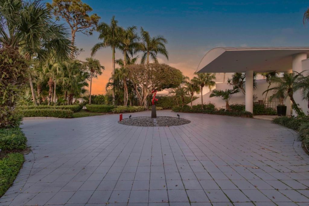 2926 Rhone Drive, Palm Beach Gardens, FL 33410 Photo