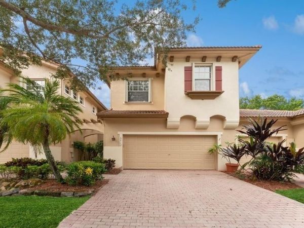 5712 NW 119th Terrace, Coral Springs, FL 33076