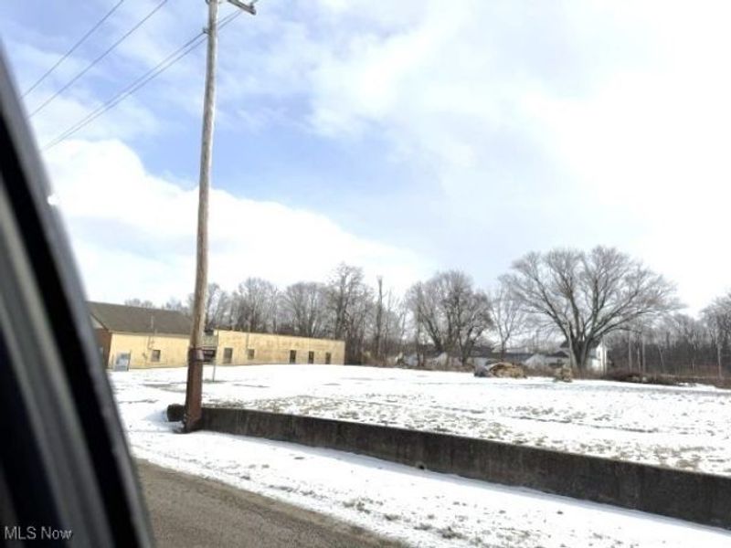 611 N Canal Street, Newton Falls, OH 44444 Photo 5