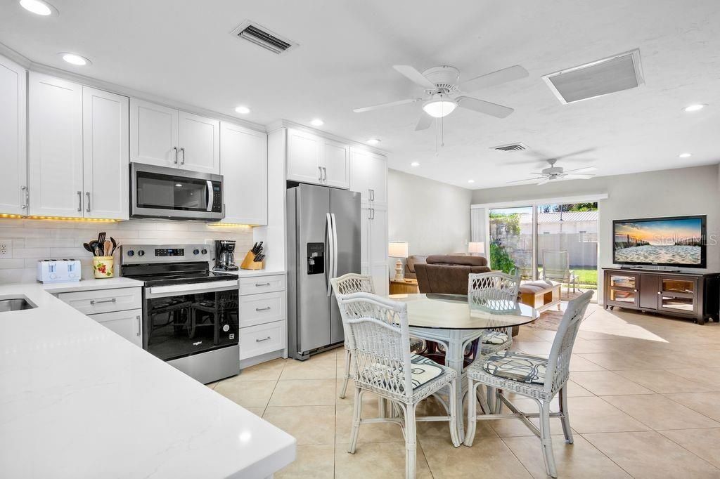 5830 Midnight Pass Road, Unit 107, Sarasota, FL 34242 Photo