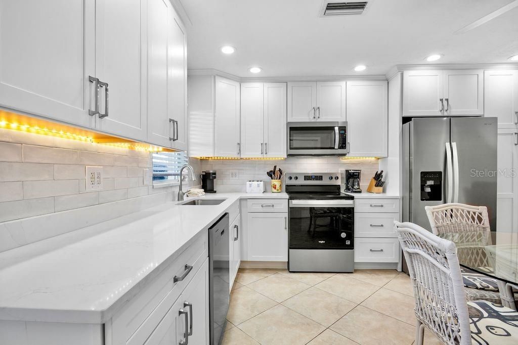 5830 Midnight Pass Road, Unit 107, Sarasota, FL 34242 Photo