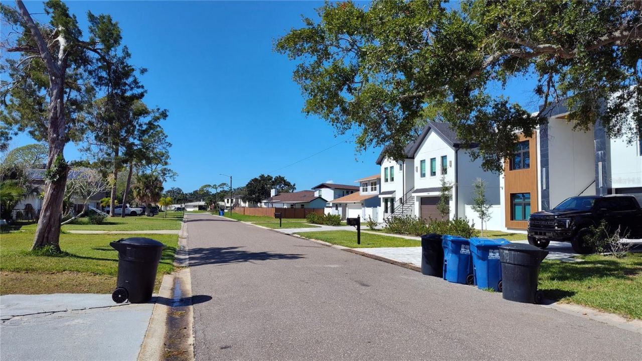 1762 Nevada Avenue Ne, Saint Petersburg, FL 33703 Photo