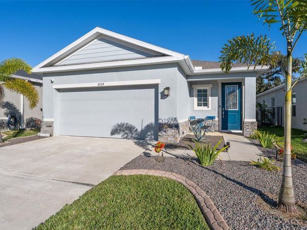 8724 STARRY NIGHT TERRACE, PARRISH, FL 34219