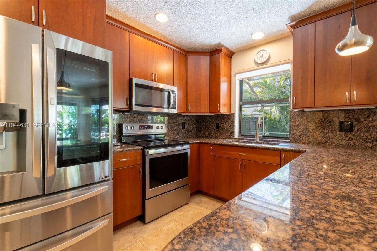 10116 SW 144th Pl , Miami, FL 33186 Photo