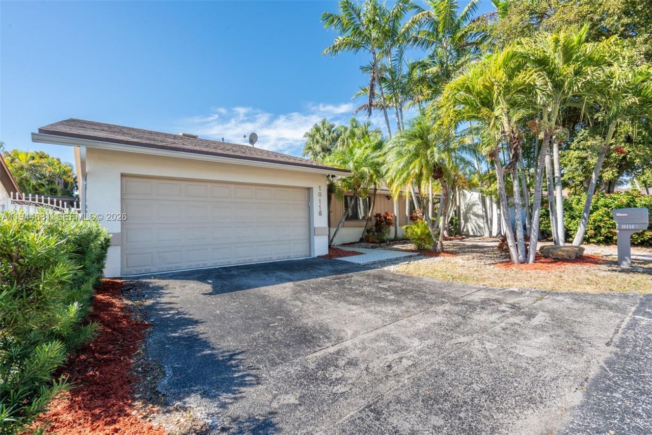 10116 SW 144th Pl , Miami, FL 33186 Photo