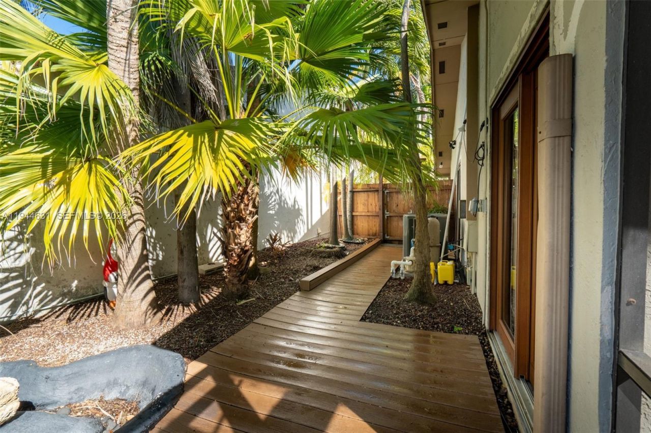 10116 SW 144th Pl, Miami, FL 33186 Photo