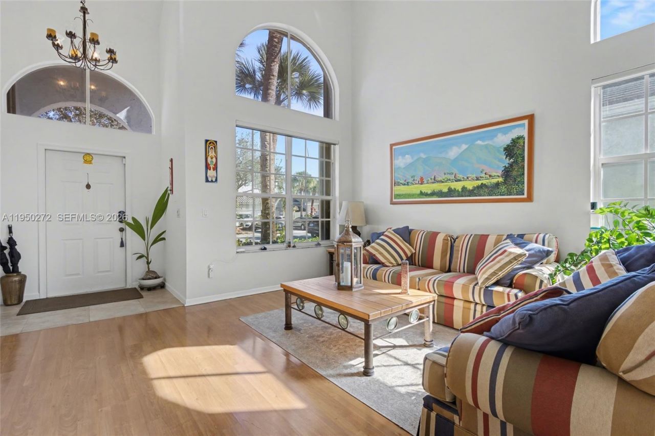 15842 NW 10th St, Pembroke Pines, FL 33028 Photo