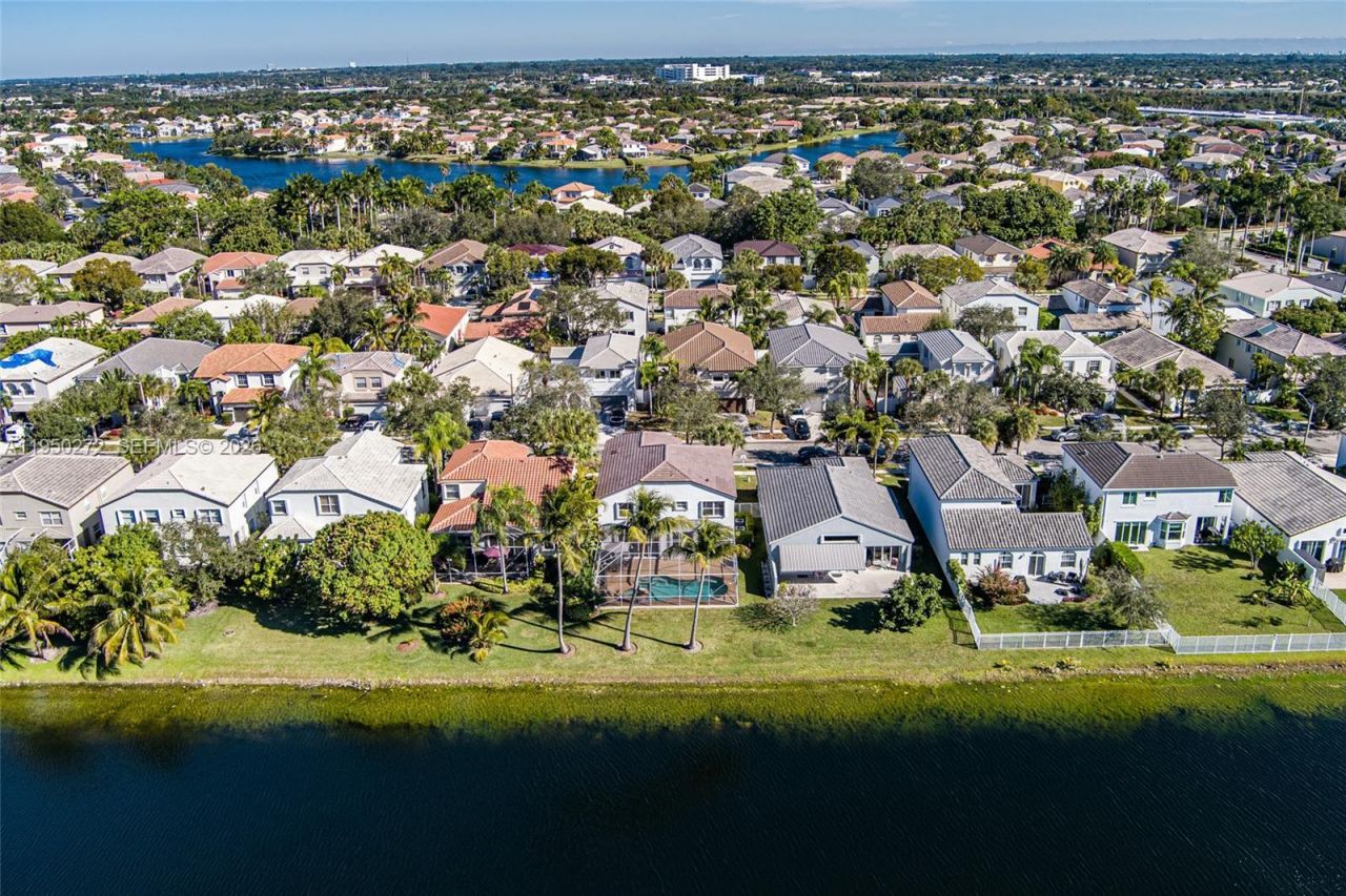 15842 NW 10th St, Pembroke Pines, FL 33028 Photo