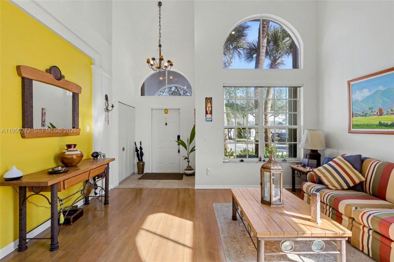 15842 NW 10th St, Pembroke Pines, FL 33028 Photo