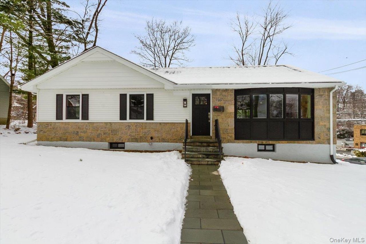 331 Alta Vista Drive, Yonkers, NY 10710 Main Photo