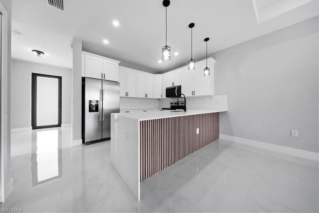 121-123 Jenna Ave S, Lehigh Acres, FL 33973 Photo