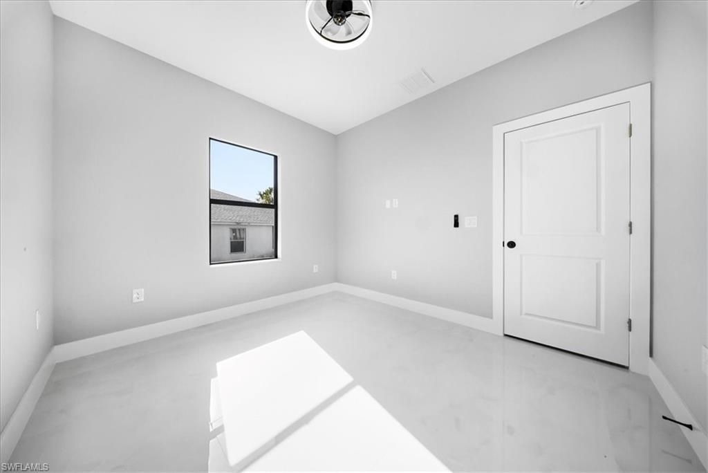 121-123 Jenna Ave S, Lehigh Acres, FL 33973 Photo