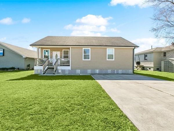109 WARREN Street, Belle Chasse, LA 70037