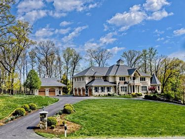 40436 BEACON HILL DRIVE, LEESBURG, VA 20176