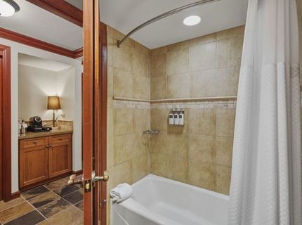 400 Resort Road, Olympic Valley, CA 96146 Photo