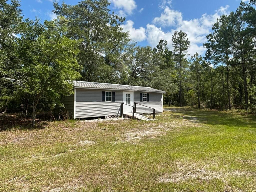423 NW Bright Lake Court, White Springs, FL 32096 Photo