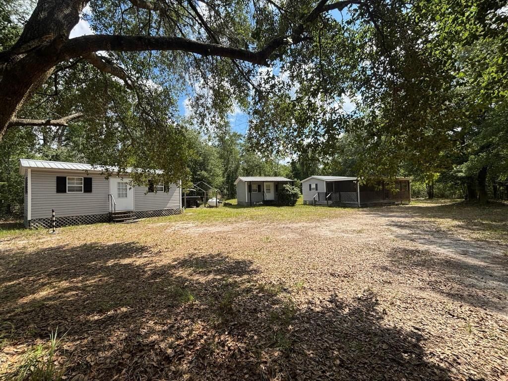 423 NW Bright Lake Court, White Springs, FL 32096 Photo
