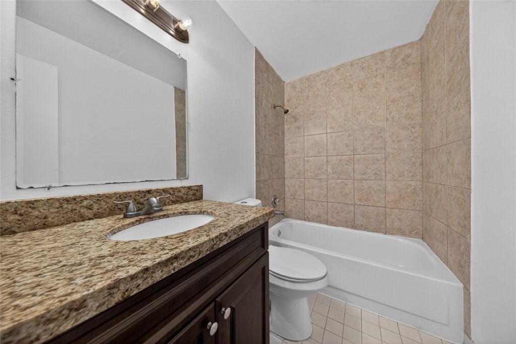 913 Meadows Circle, Unit 913, Boynton Beach, FL 33436 Photo