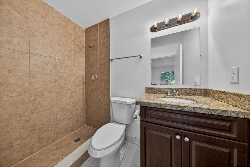 913 Meadows Circle, Unit 913, Boynton Beach, FL 33436 Photo