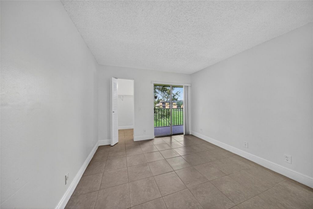 913 Meadows Circle, Unit 913, Boynton Beach, FL 33436 Photo
