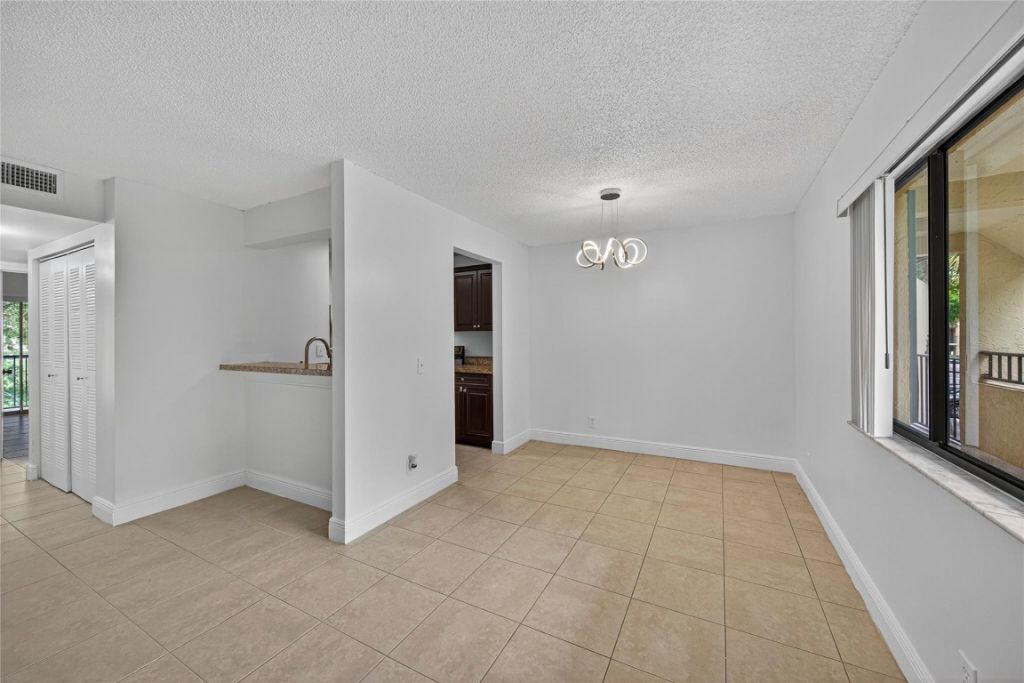 913 Meadows Circle, Unit 913, Boynton Beach, FL 33436 Photo