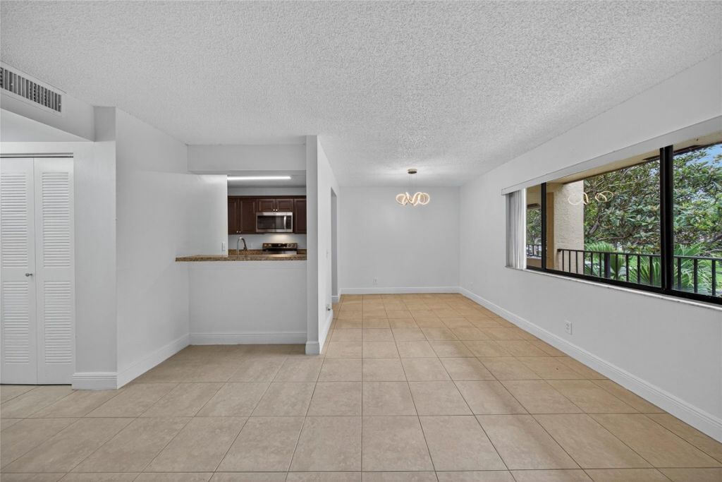 913 Meadows Circle, Unit 913, Boynton Beach, FL 33436 Photo