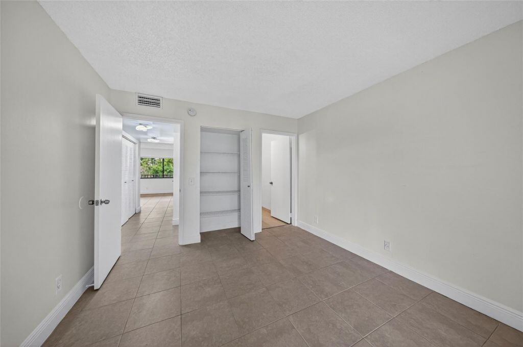 913 Meadows Circle, Unit 913, Boynton Beach, FL 33436 Photo