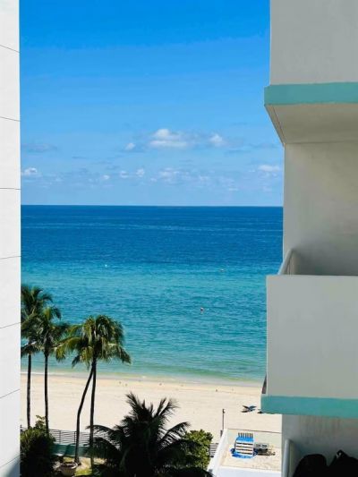 3725 S Ocean Drive, Unit 907, Hollywood, FL 33019 Photo