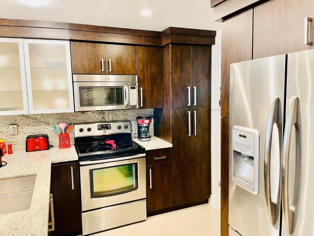 3725 S Ocean Drive, Unit 907, Hollywood, FL 33019 Photo