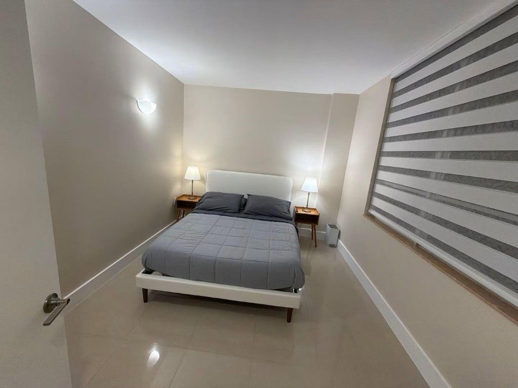 3725 S Ocean Drive, Unit 907, Hollywood, FL 33019 Photo