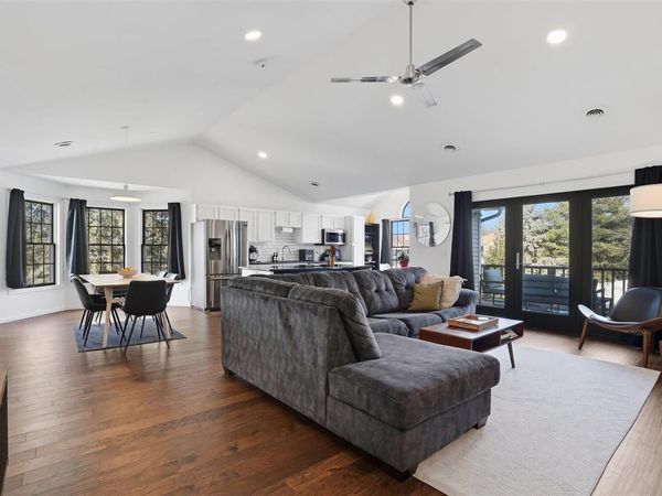 2382 Willowbrooke Ln., Iowa City, IA 52246